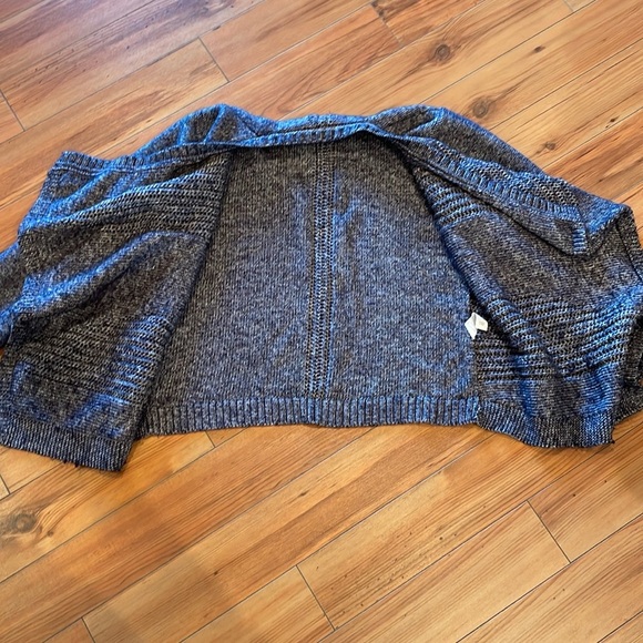 Lucky women’s cadigan sweater - Picture 2 of 5